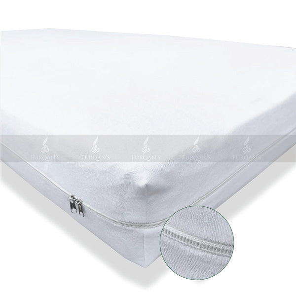 Waterproof Zipper Mattress Protector (White Color)